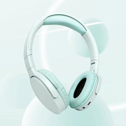 Fashionable Bluetooth wireless headphones, over-ear, deep bass, sports